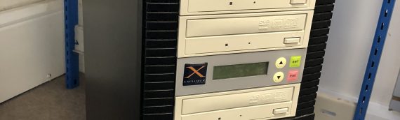 CD / DVD Duplicator
